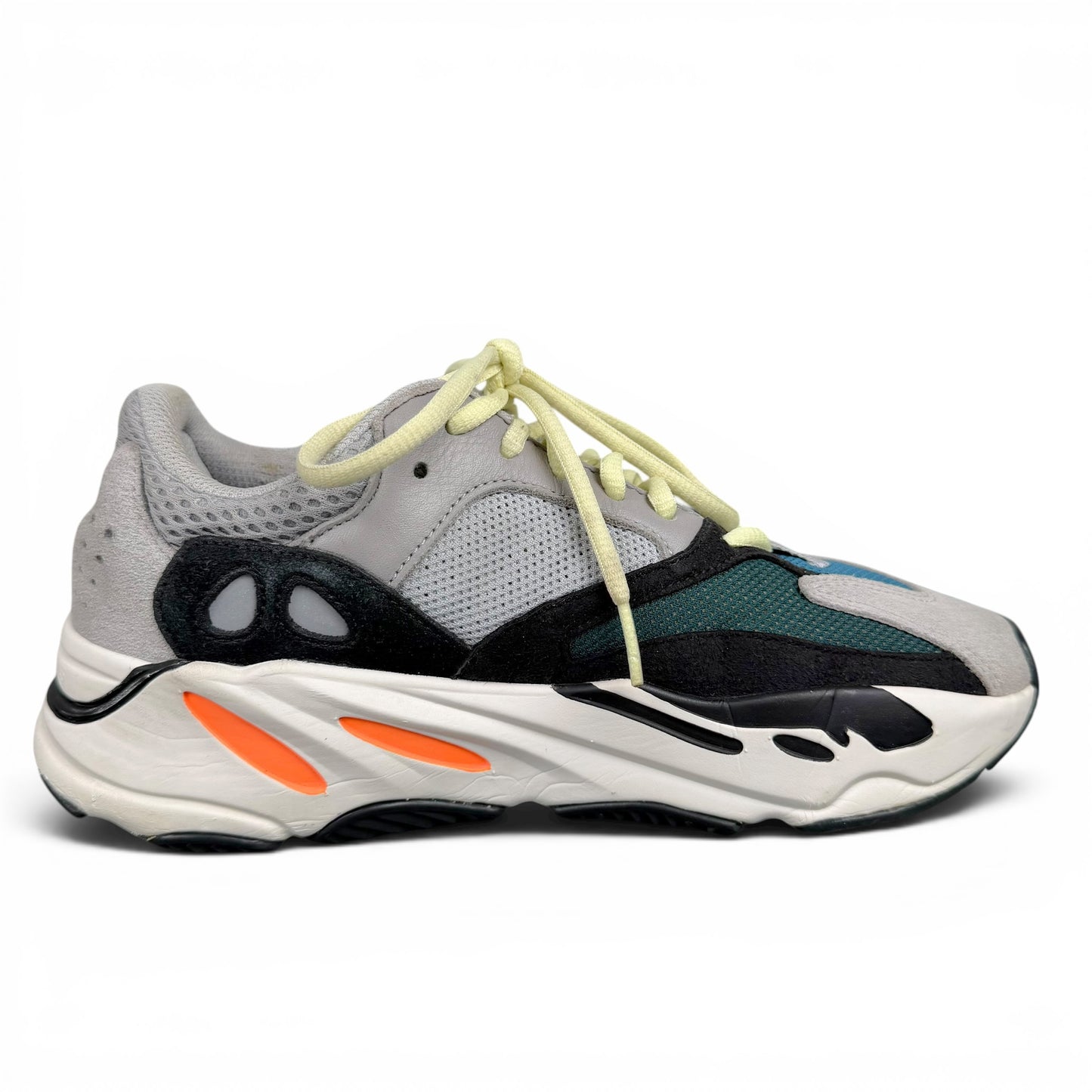 Yeezy 700 Wave Runner