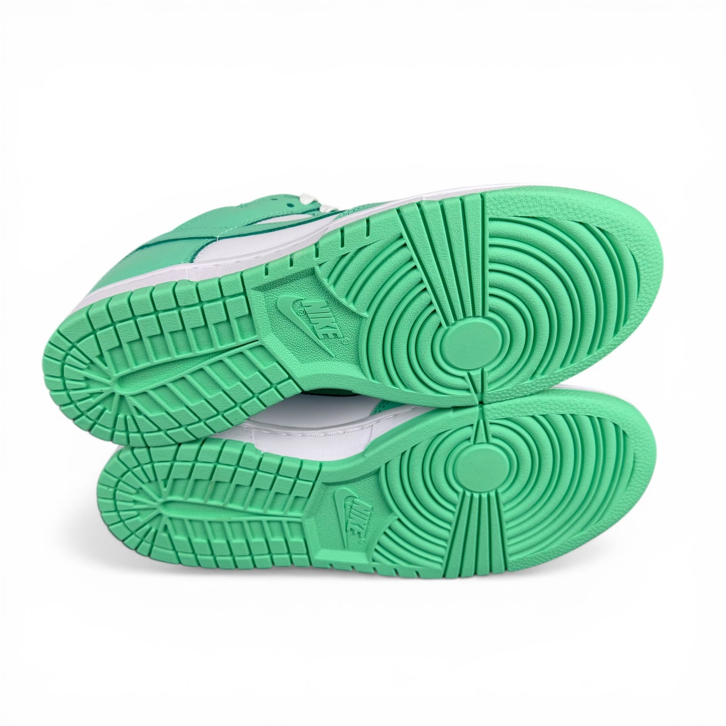 Nike Dunk Low Green Glow
