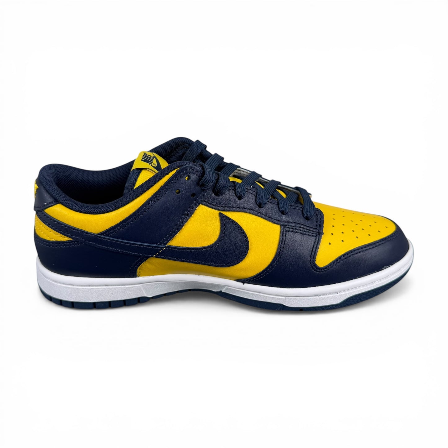 Nike Dunk Low Michigan (2021)