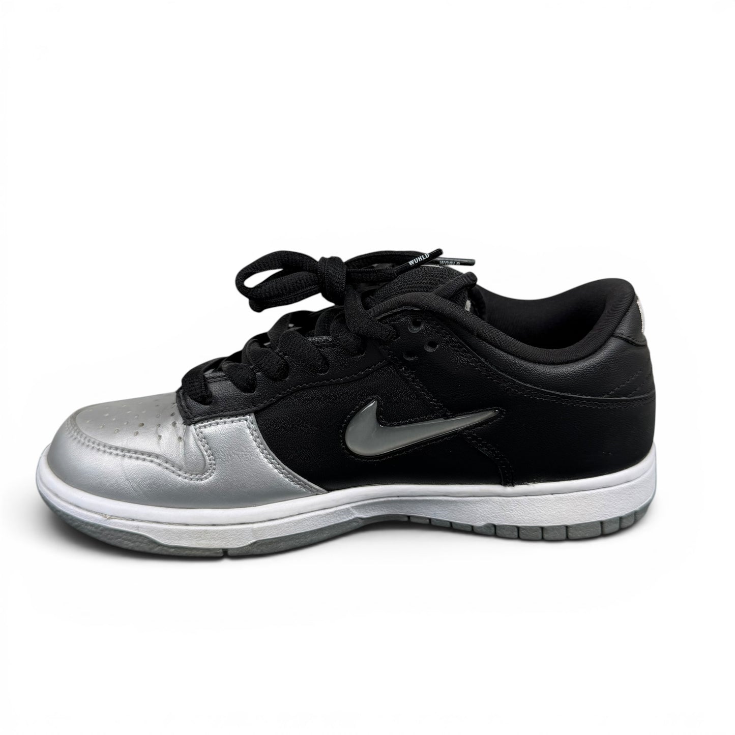 Nike Sb Dunk Low Supreme Jewel Swoosh Silver