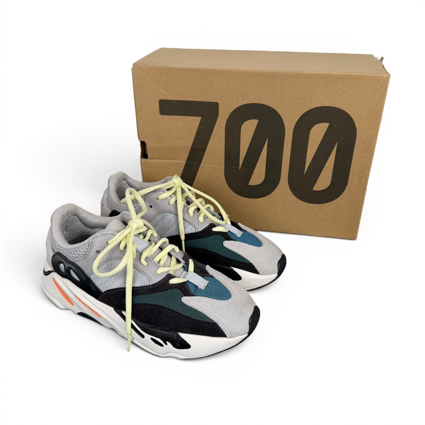 Yeezy 700 Wave Runner