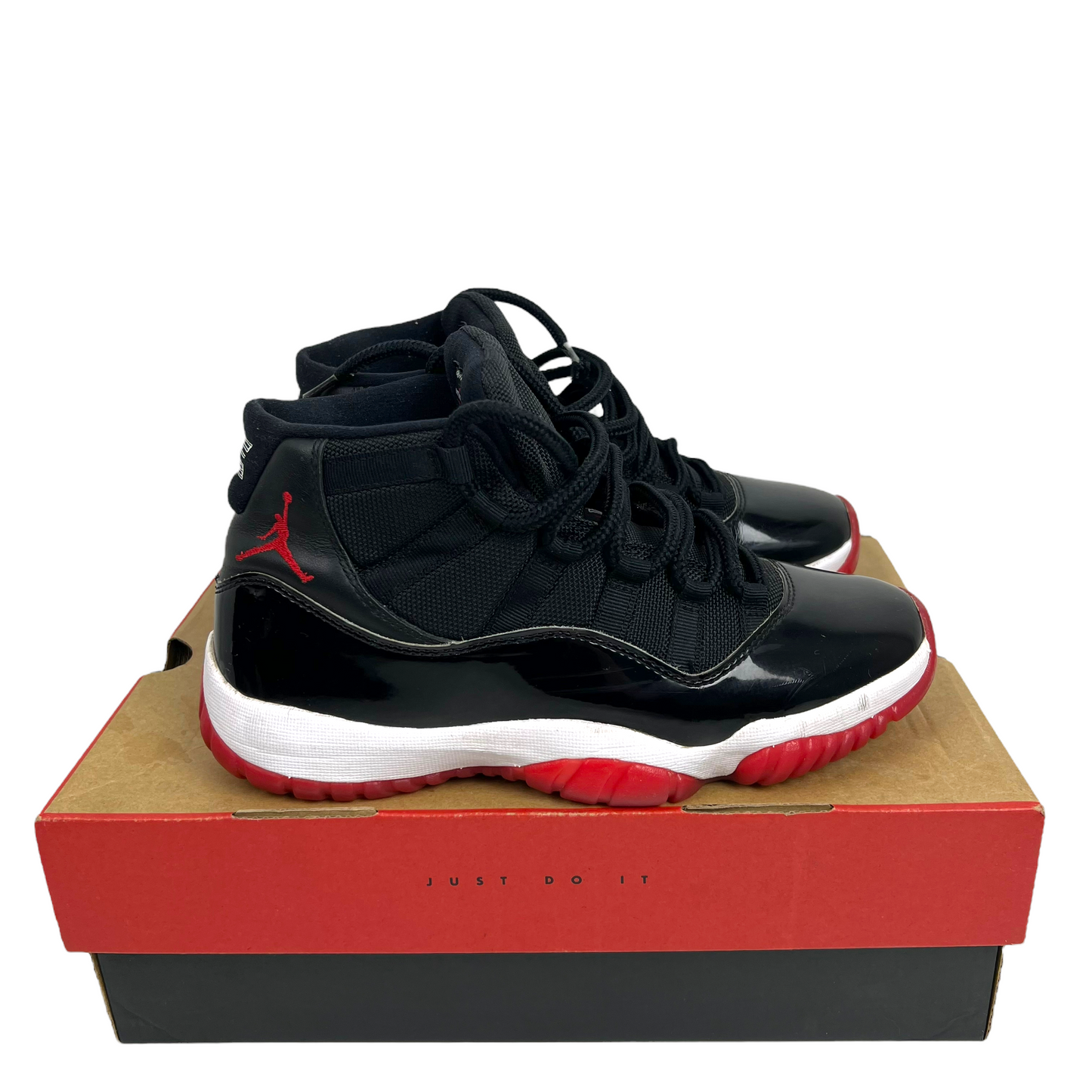 Jordan 11 Retro Playoffs Bred (2019)