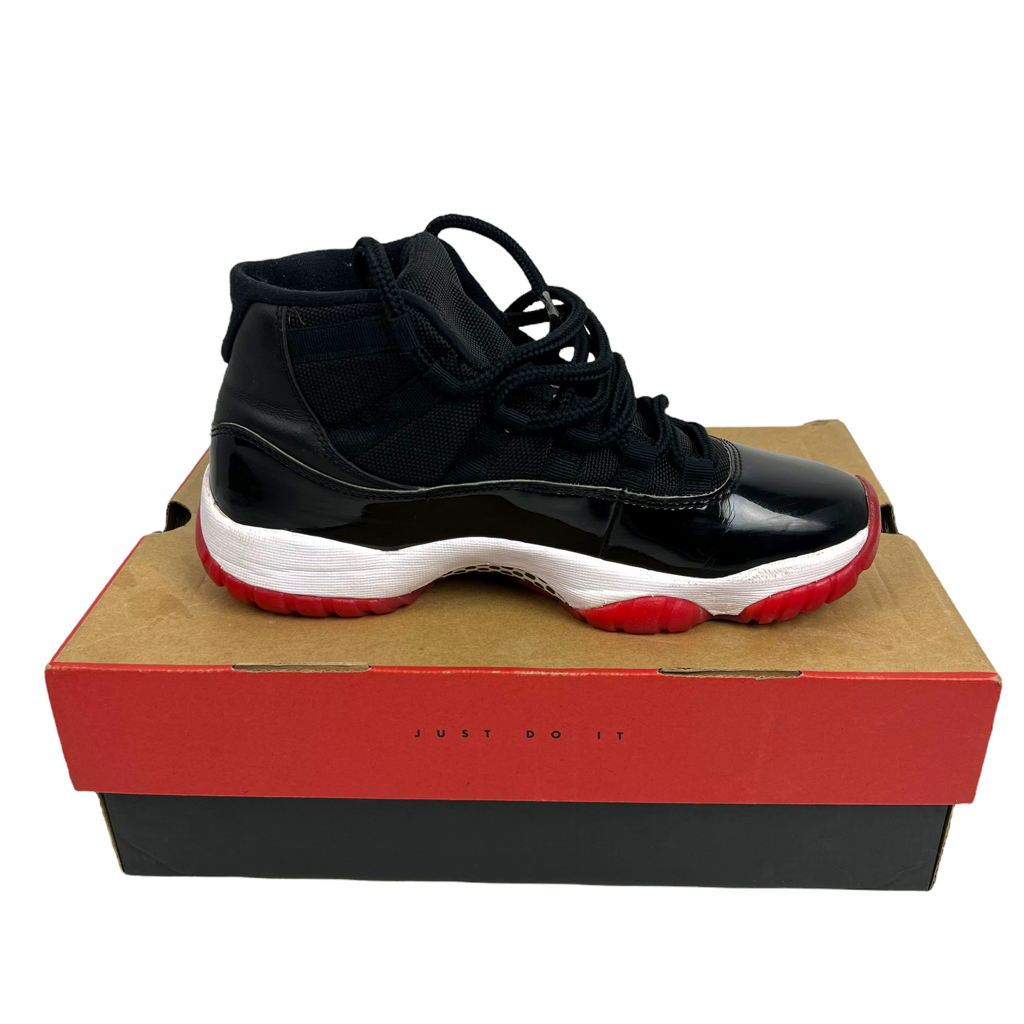 Jordan 11 Retro Playoffs Bred (2019)